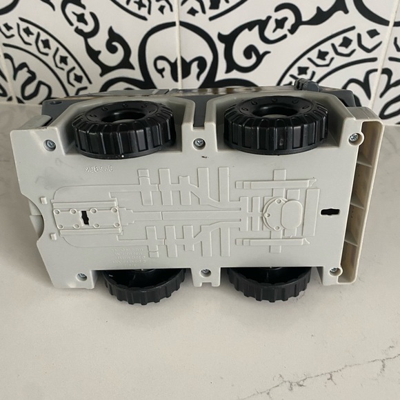 Disney Pixar Monsters Inc CDA Child Detection Agency Van Imaginext - Picture 6 of 6